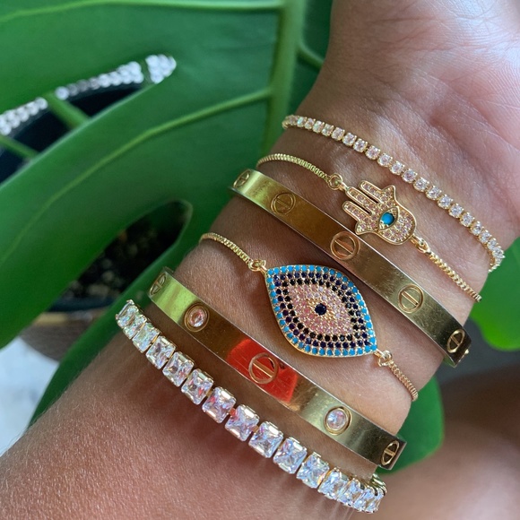 Jewels By Jas Jewelry - Blue Hamsa Bracelet